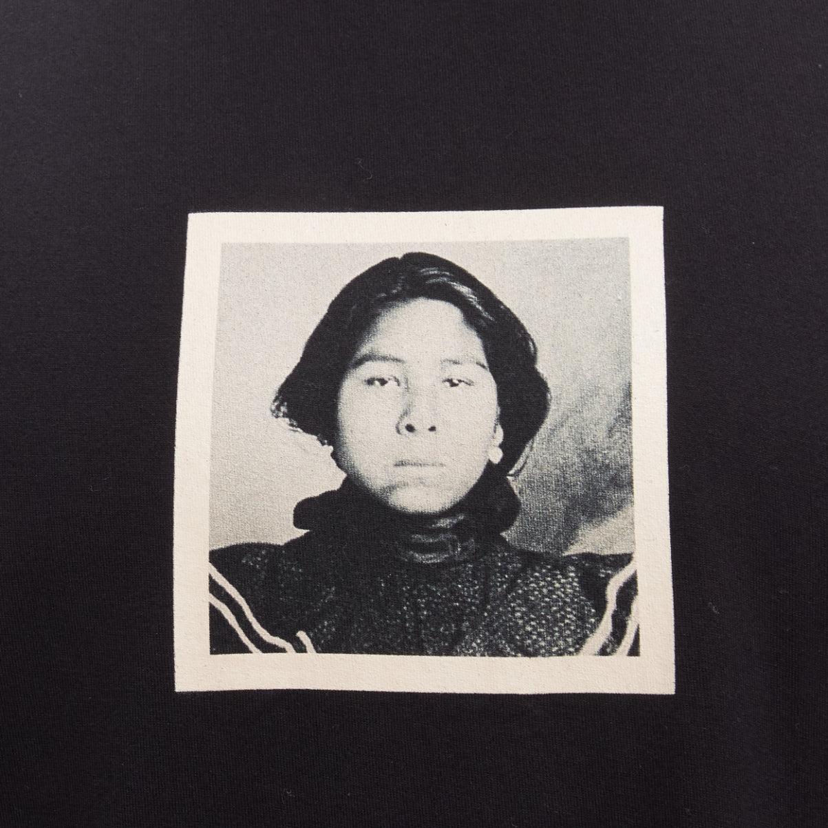 GIVENCHY black cotton women portrait print crew neck tshirt M
Reference: JSLE/A00029
Brand: Givenchy
Designer: Riccardo Tisci
Material: Cotton
Color: Black
Pattern: Solid
Closure: Pullover
Extra Details: Givenchy signature cross stitch at back.
Made