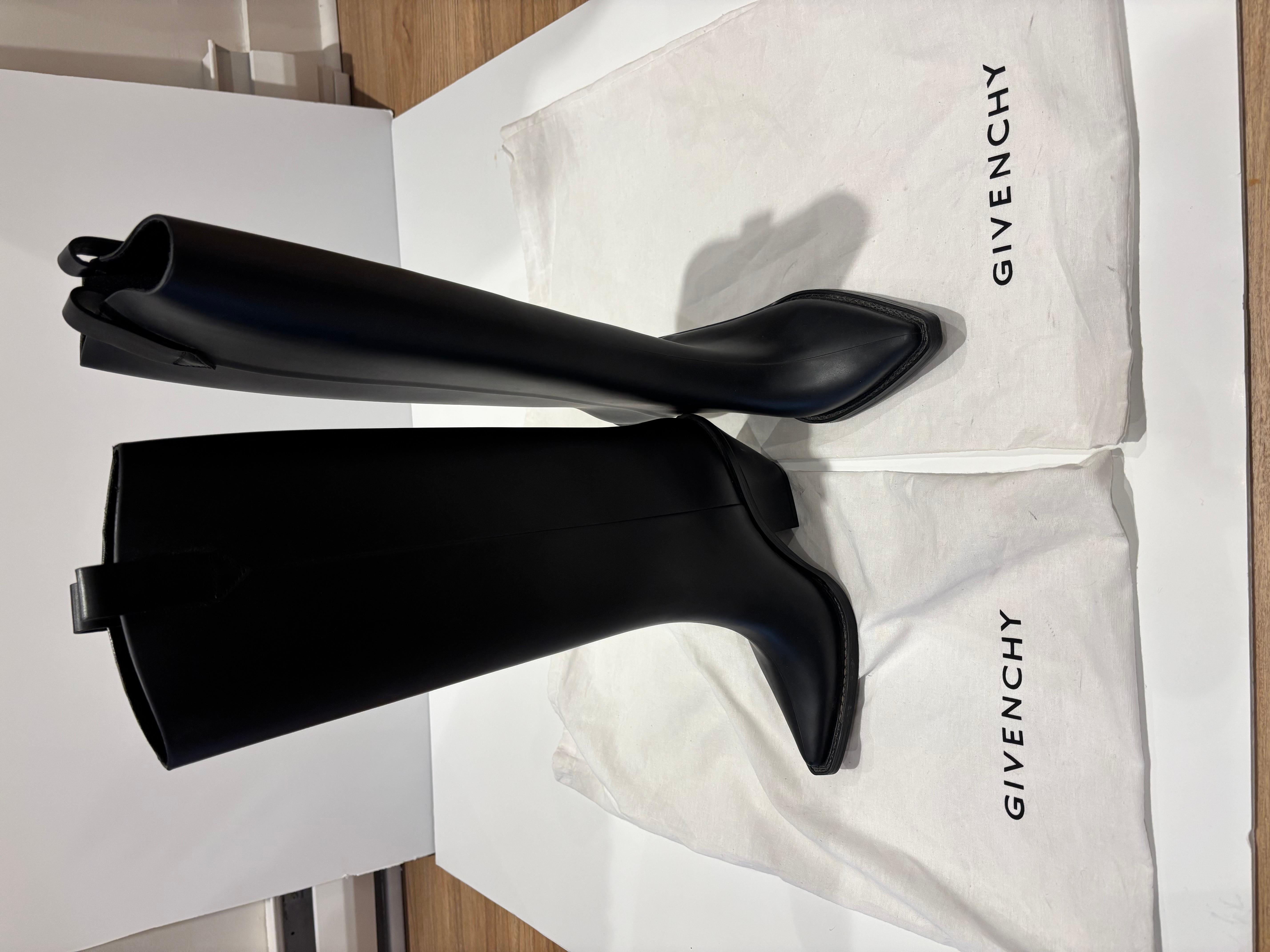 Givenchy  Botas de goma negras 