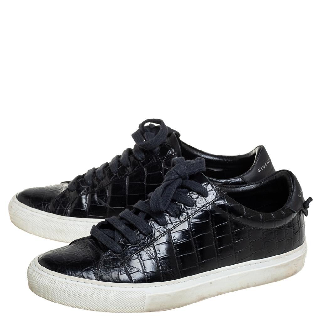 Givenchy Black Croc Embossed Leather Urban Street Sneakers Size 38 In Good Condition In Dubai, Al Qouz 2