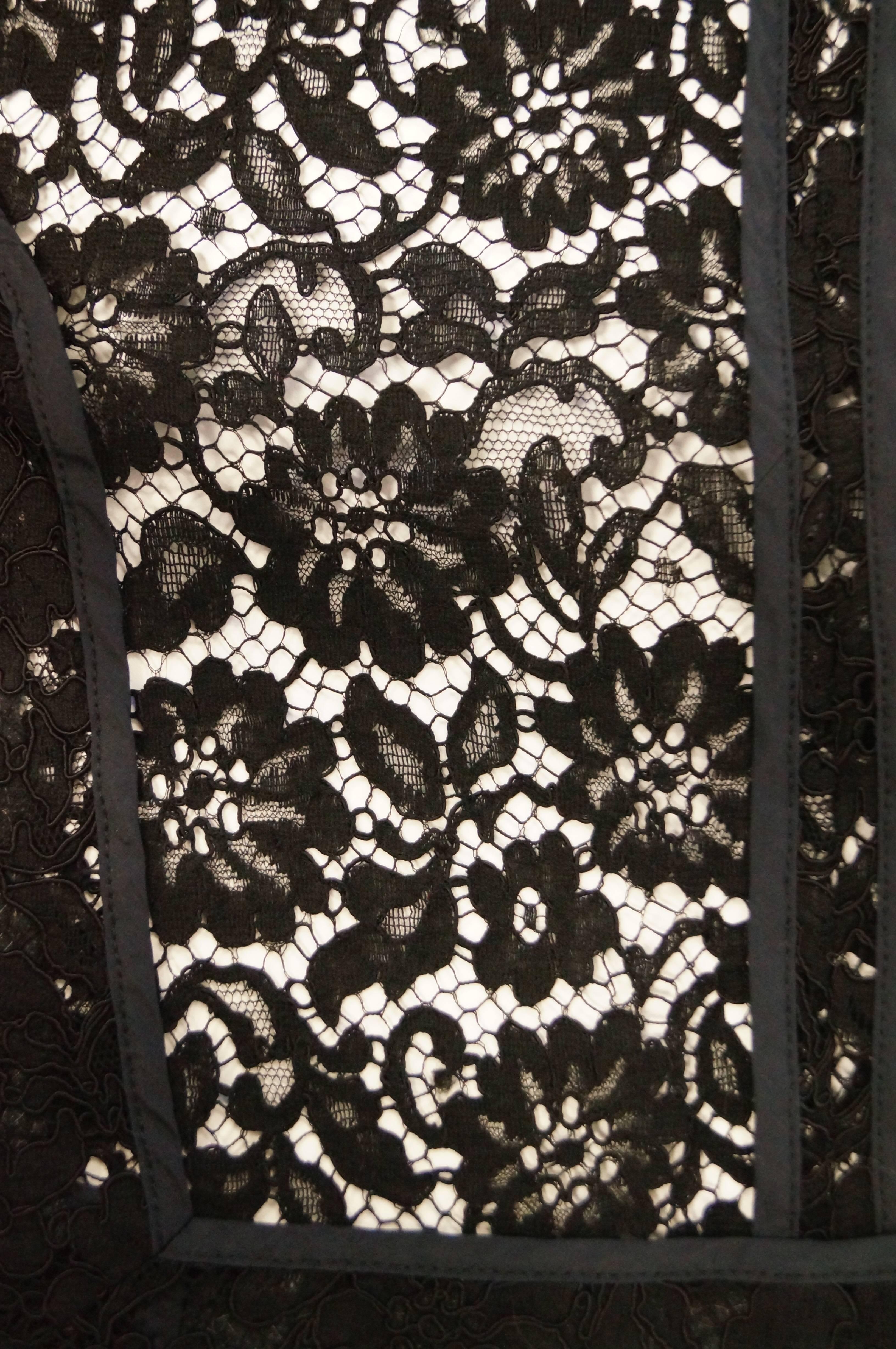 Givenchy Black Floral Lace Back Panel Blazer In Excellent Condition For Sale In Houston, TX