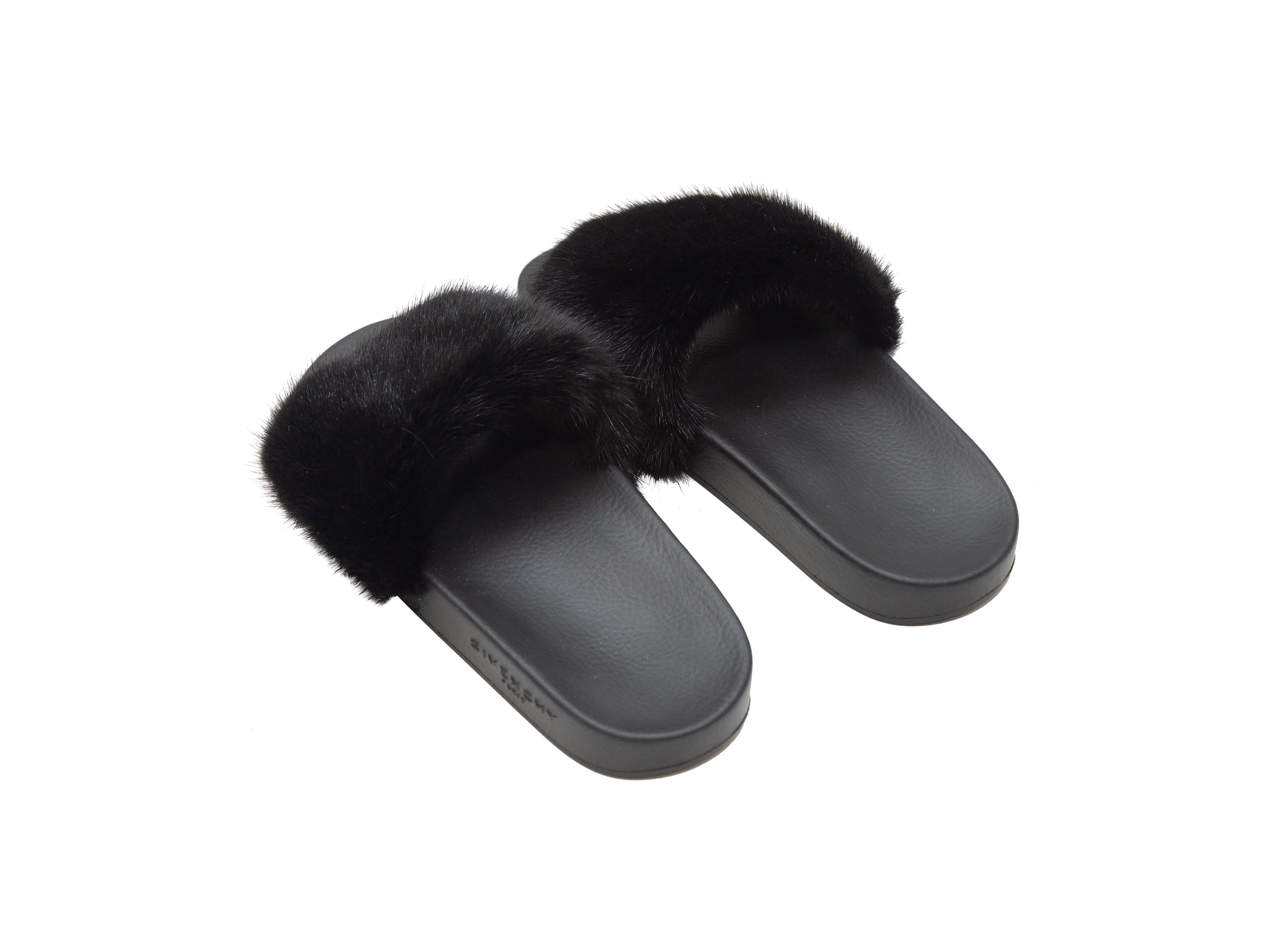  Givenchy Black Fur Slide Sandals In Excellent Condition In New York, NY