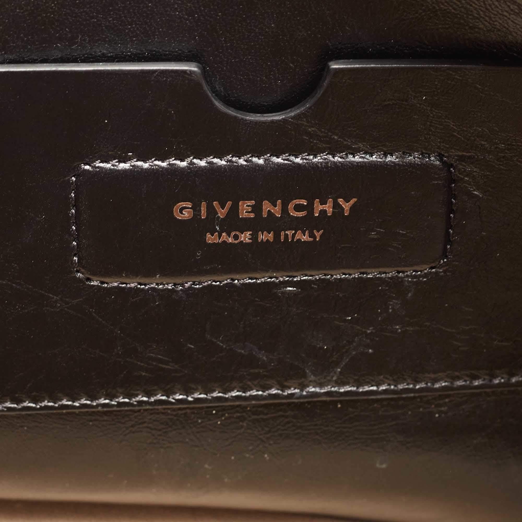 Givenchy Black Glossy Leather Studded Antigona Soft Satchel 7
