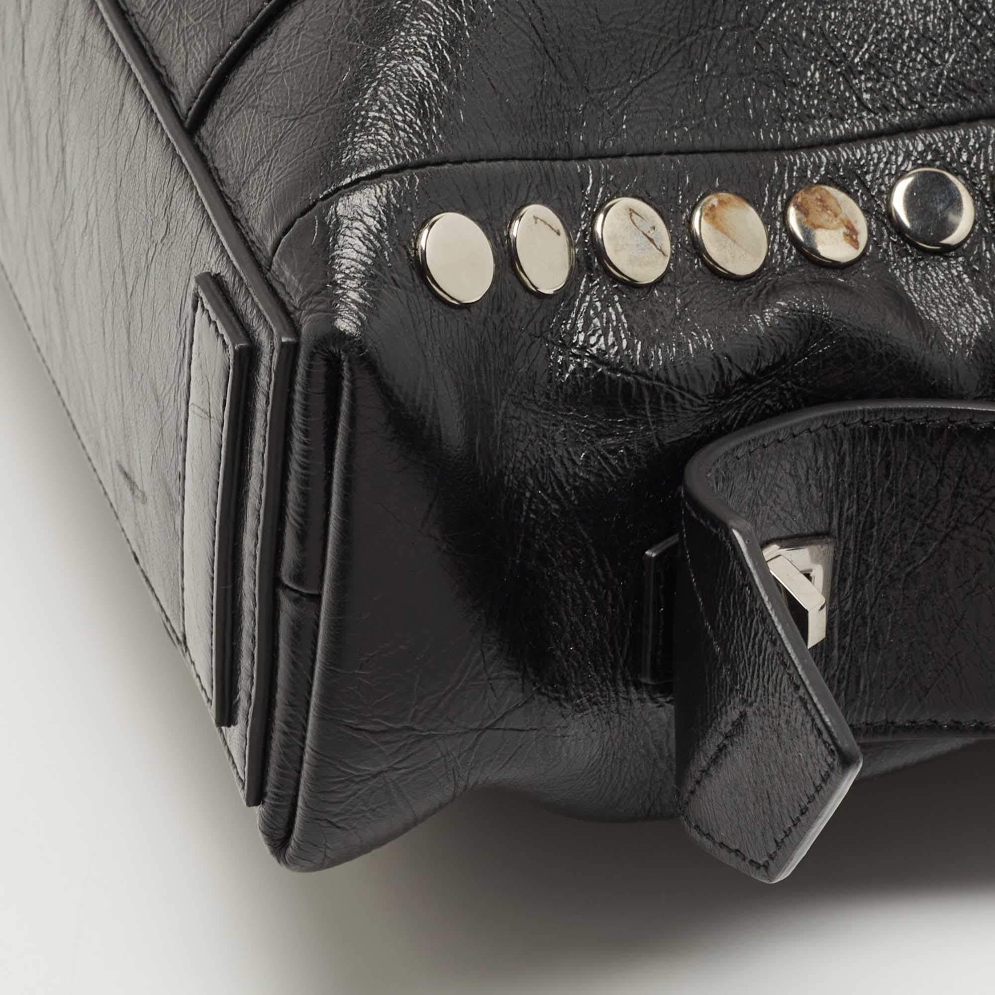 Givenchy Black Glossy Leather Studded Antigona Soft Satchel 10
