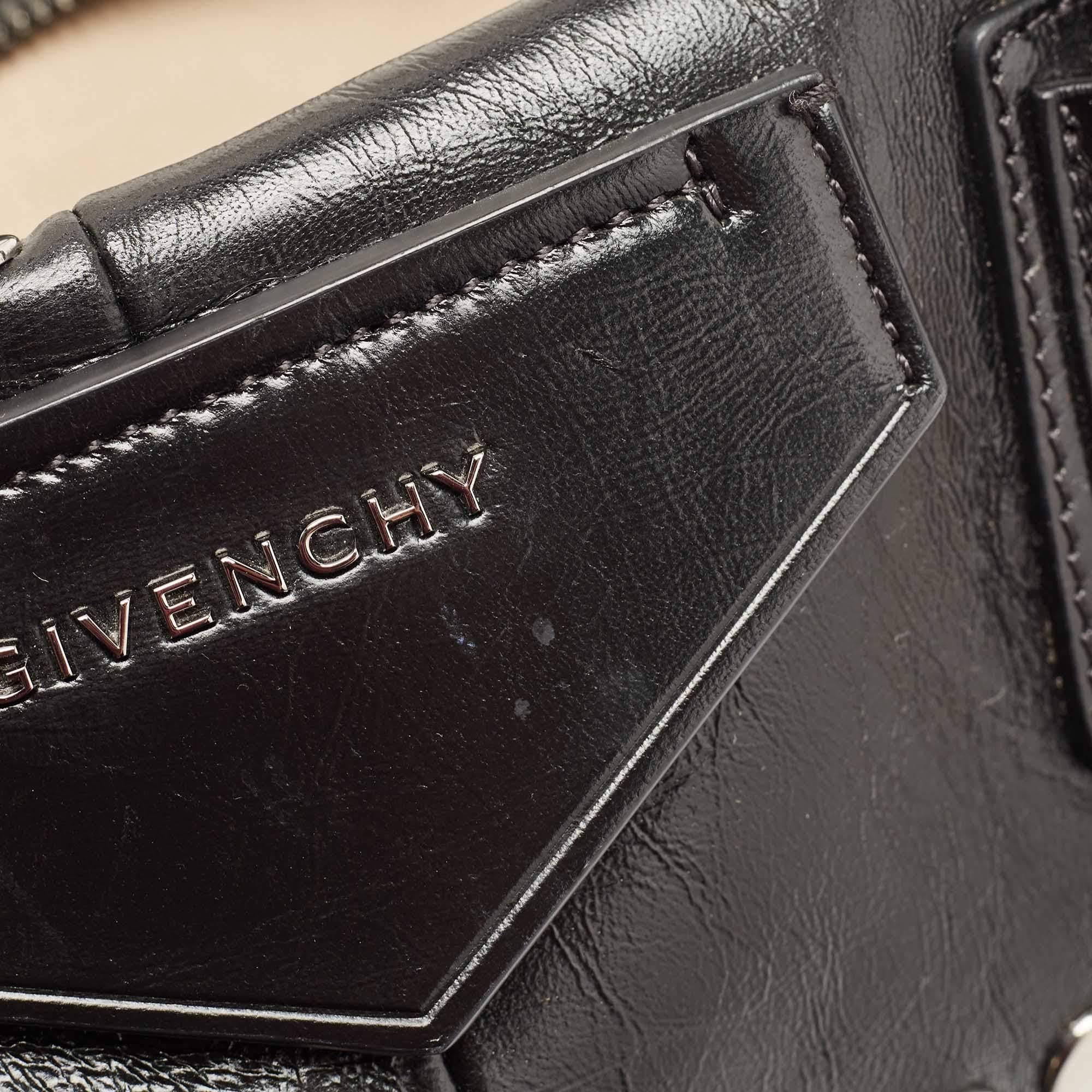 Givenchy Black Glossy Leather Studded Antigona Soft Satchel 3