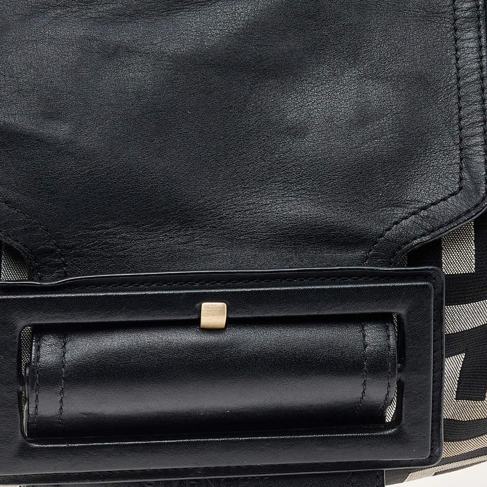 Givenchy - Sac à bandoulière en toile et cuir noir/gris caractéristique en vente 5