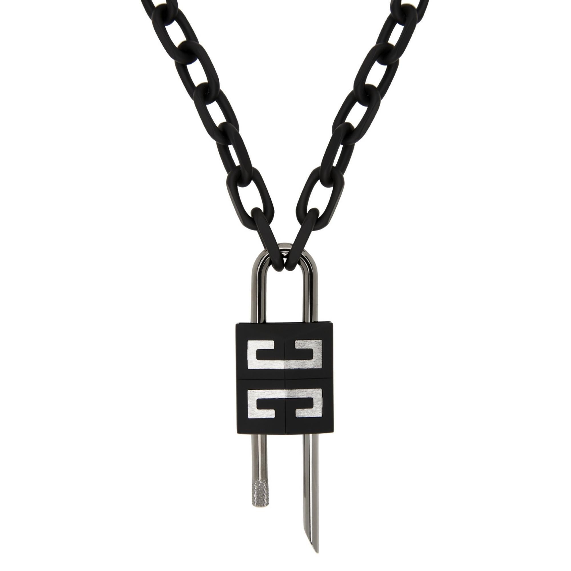 Chain link necklace in gunmetal-tone brass featuring enamel coating in matte black throughout. Detachable logo-engraved padlock pendant with spring fastening at drop. Logo-engraved hook fastening.

COLOR: Gunmetal and black
MATERIAL: Brass/enamel