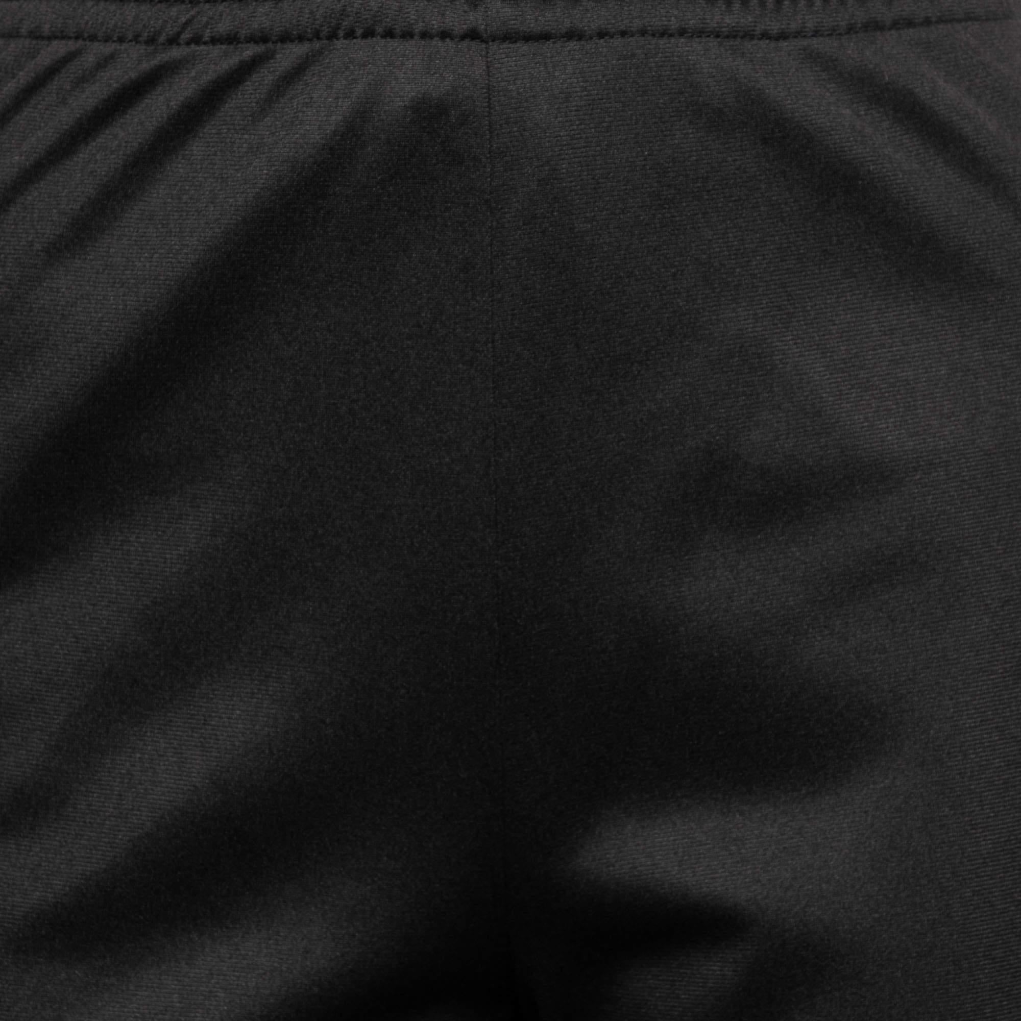 Givenchy - Joggers en jersey noir bordés de bandes avec logo S Bon état - En vente à Dubai, Al Qouz 2