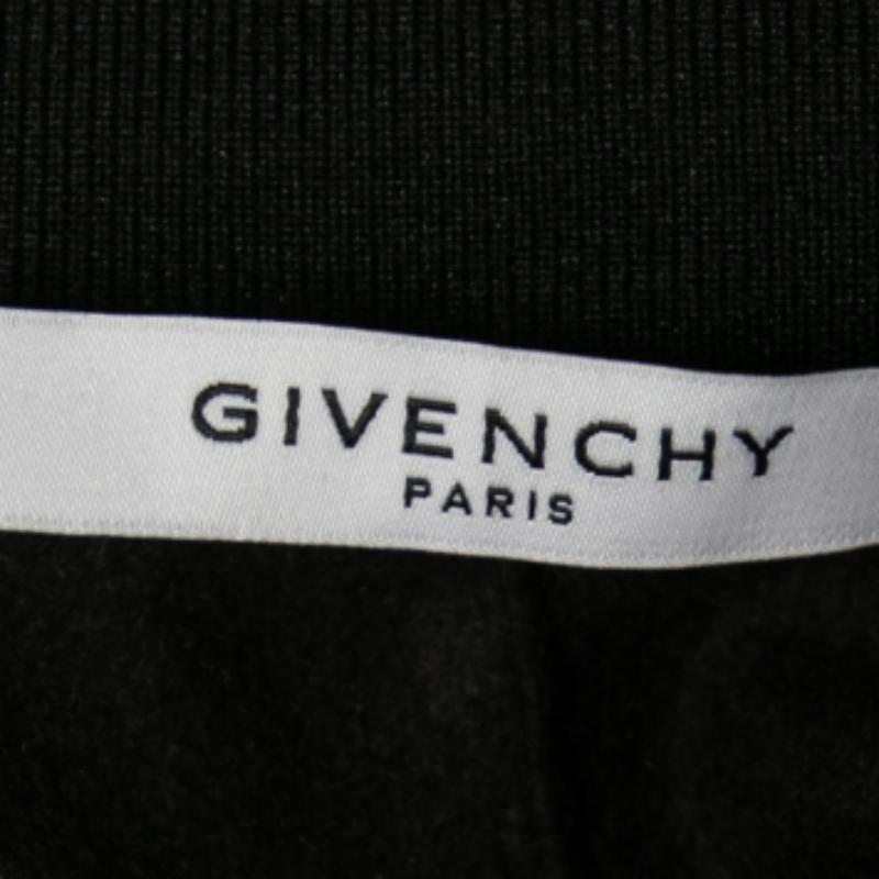 Givenchy - Giacca con zip frontale in jersey nero con logo e nastro adesivo - M In condizioni buone in vendita a Dubai, Al Qouz 2
