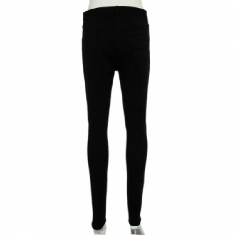 This pair of Givenchy jeggings offer a stylish look and a good fit! Made from a knit fabric, they come in a black shade and detailed with front zip fastening. Wear them with a leather jacket for a chic appeal.