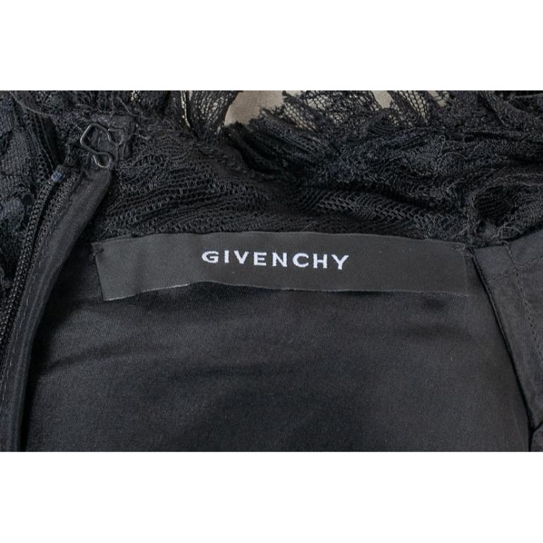 Givenchy, schwarzes Spitzenkleid, 2011 im Angebot 6