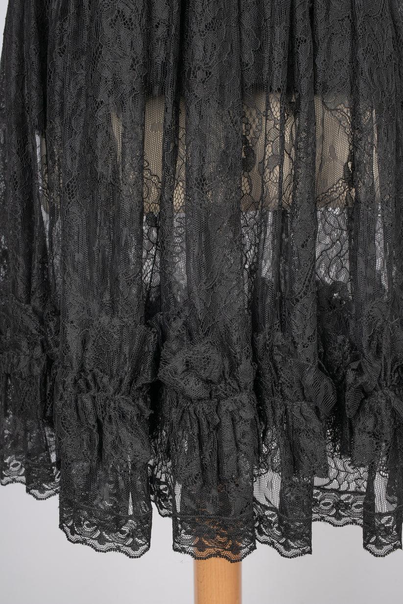 Givenchy, schwarzes Spitzenkleid, 2011 im Angebot 3
