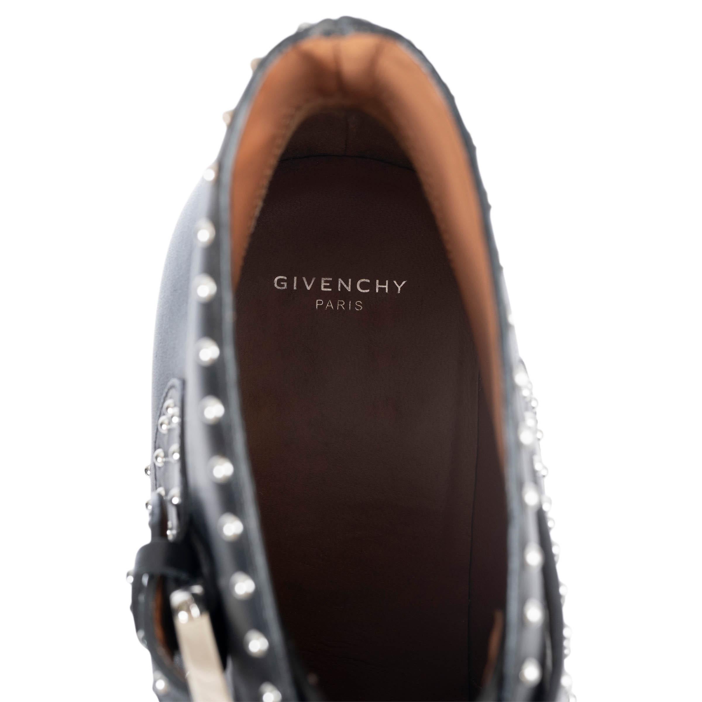 GIVENCHY black leather 2019 ELEGANT STUDDED Ankle Boots Shoes 39 3