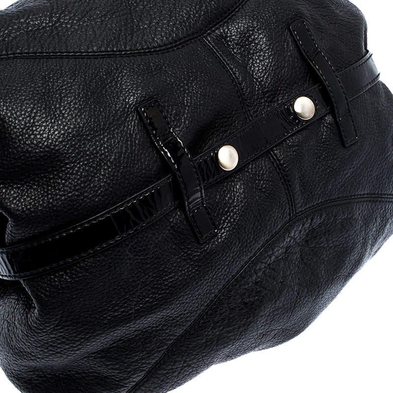 Givenchy - Sac hobo en cuir noir et cuir verni en vente 2
