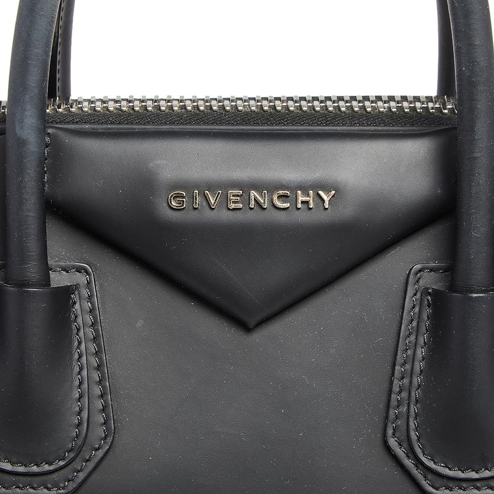 Givenchy Black Leather and Patent Leather Small Antigona Satchel 6