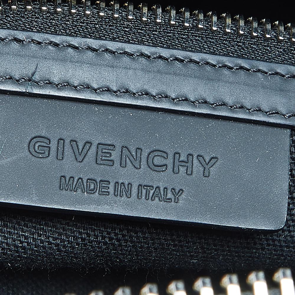 Givenchy Black Leather and Patent Leather Small Antigona Satchel 3