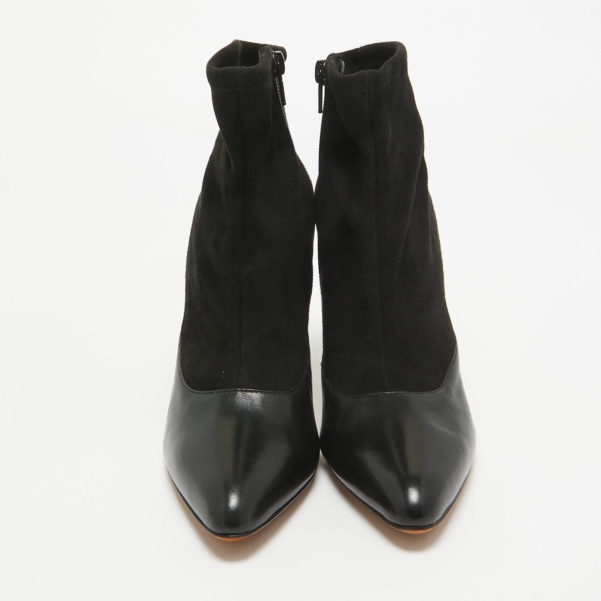 Givenchy Black Leather and Suede Ankle Length Boots Size 38 In Excellent Condition For Sale In Dubai, Al Qouz 2