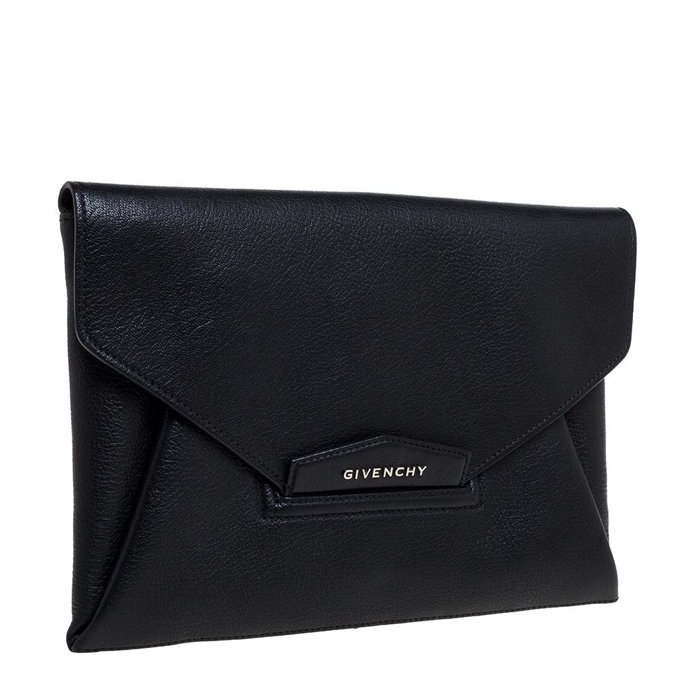Women's Givenchy Black Leather Antigona Envelope Clutch