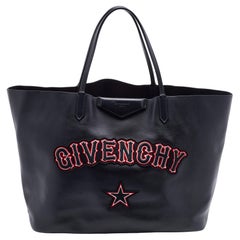 Givenchy - Sac fourre-tout en cuir noir brodé du logo Antigona