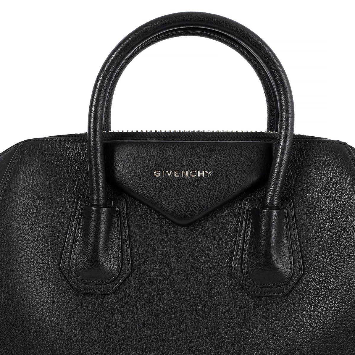 GIVENCHY black leather ANTIGONA MEDIUM Tote Bag For Sale 2