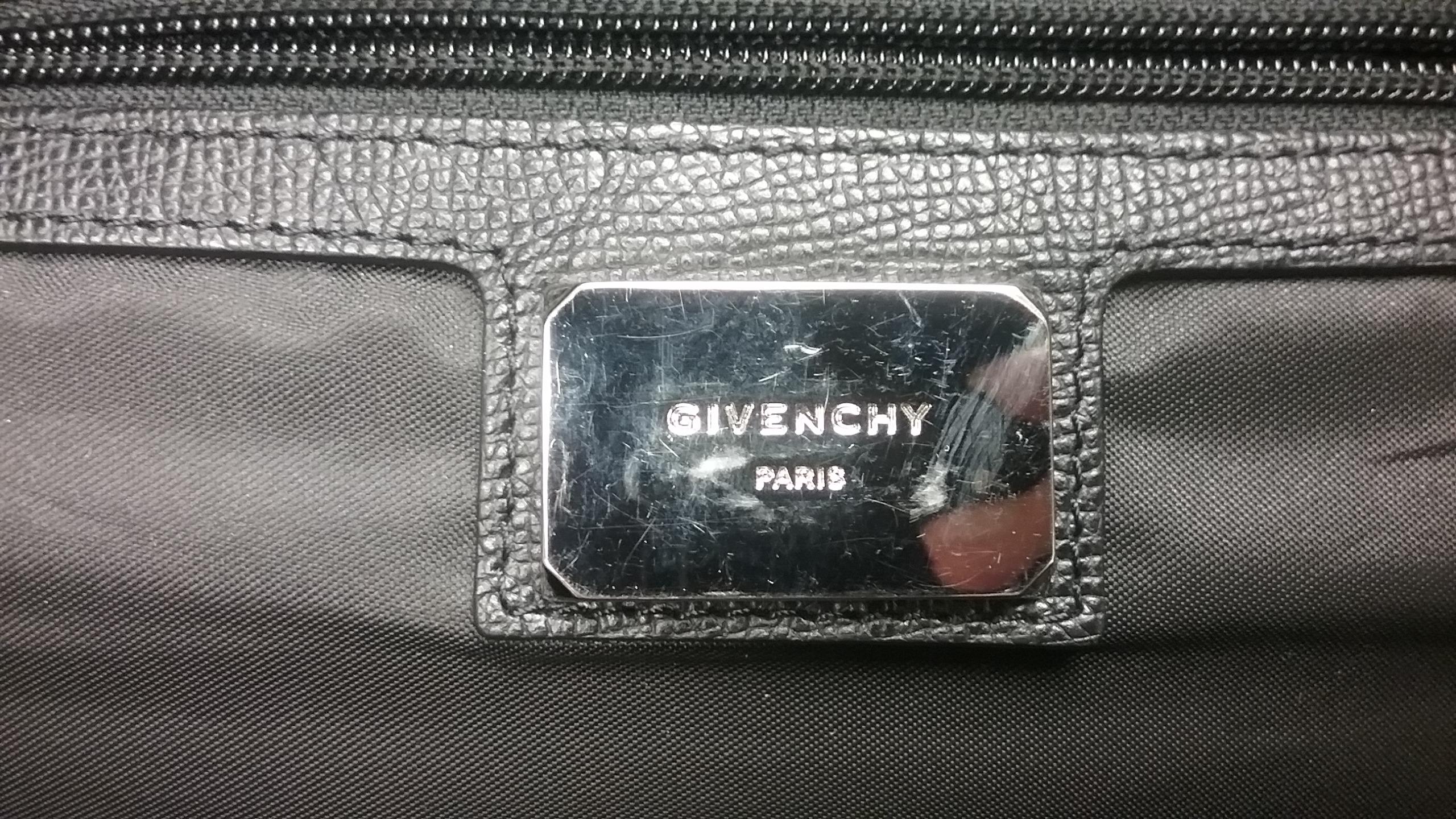 Women's or Men's Givenchy Black Leather Backpack with White Logo For Sale