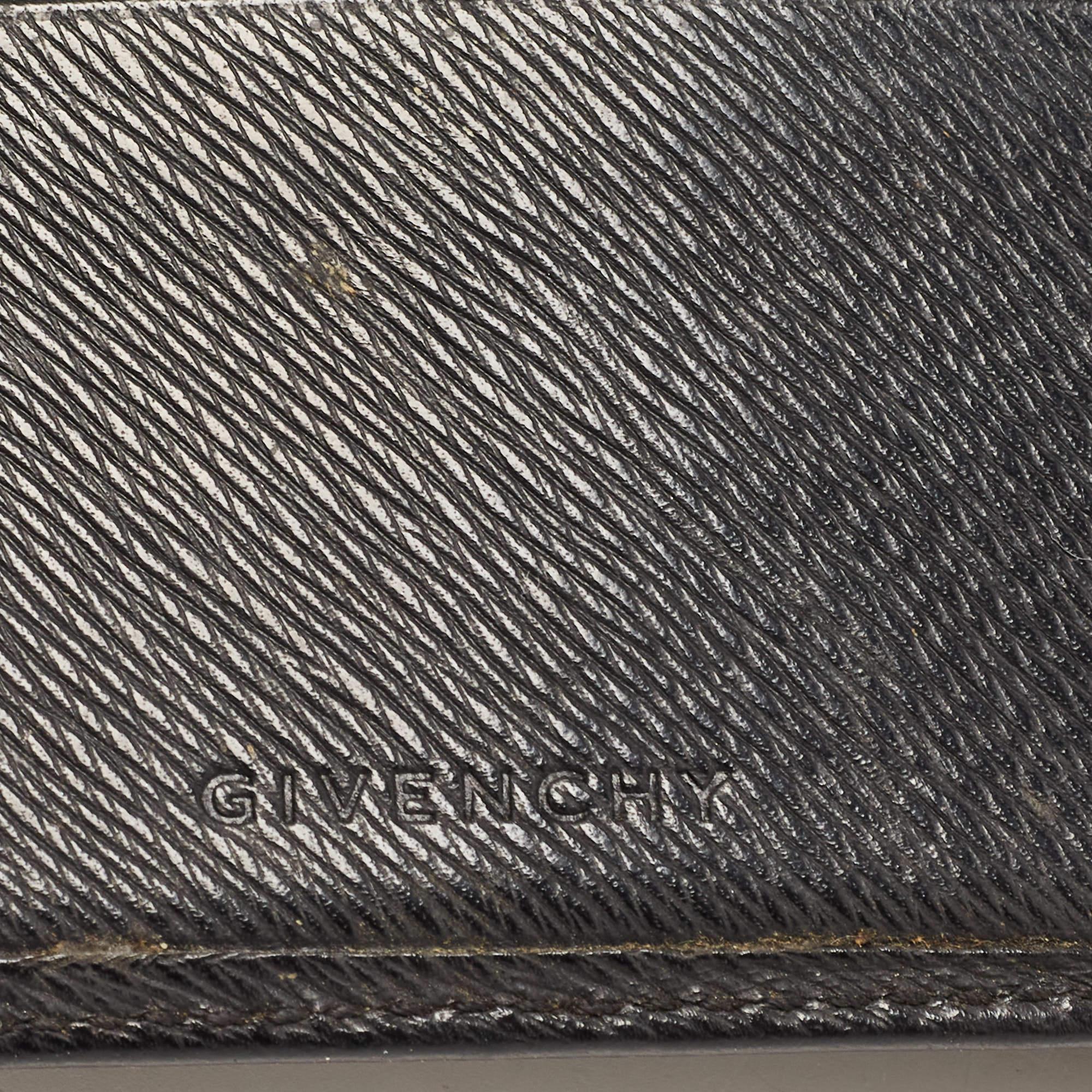 Givenchy Black Leather Bifold Flap Wallet For Sale 5