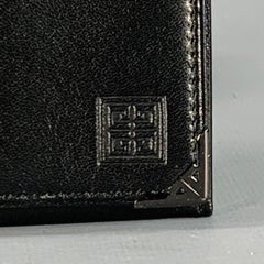 Portafoglio libretto degli assegni in pelle nera di GIVENCHY
