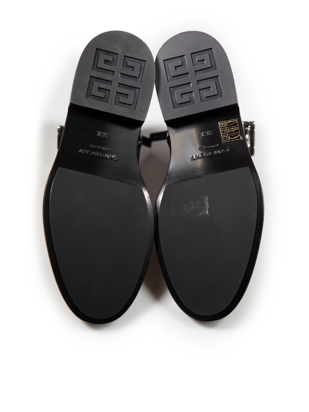 Givenchy Black Leather Lock Ankle Boots Size IT 36.5 Pour femmes en vente