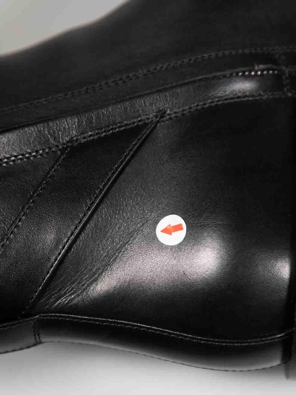 Givenchy Black Leather Lock Ankle Boots Size IT 36.5 en vente 2