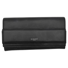 Portefeuille long en cuir noir Givenchy