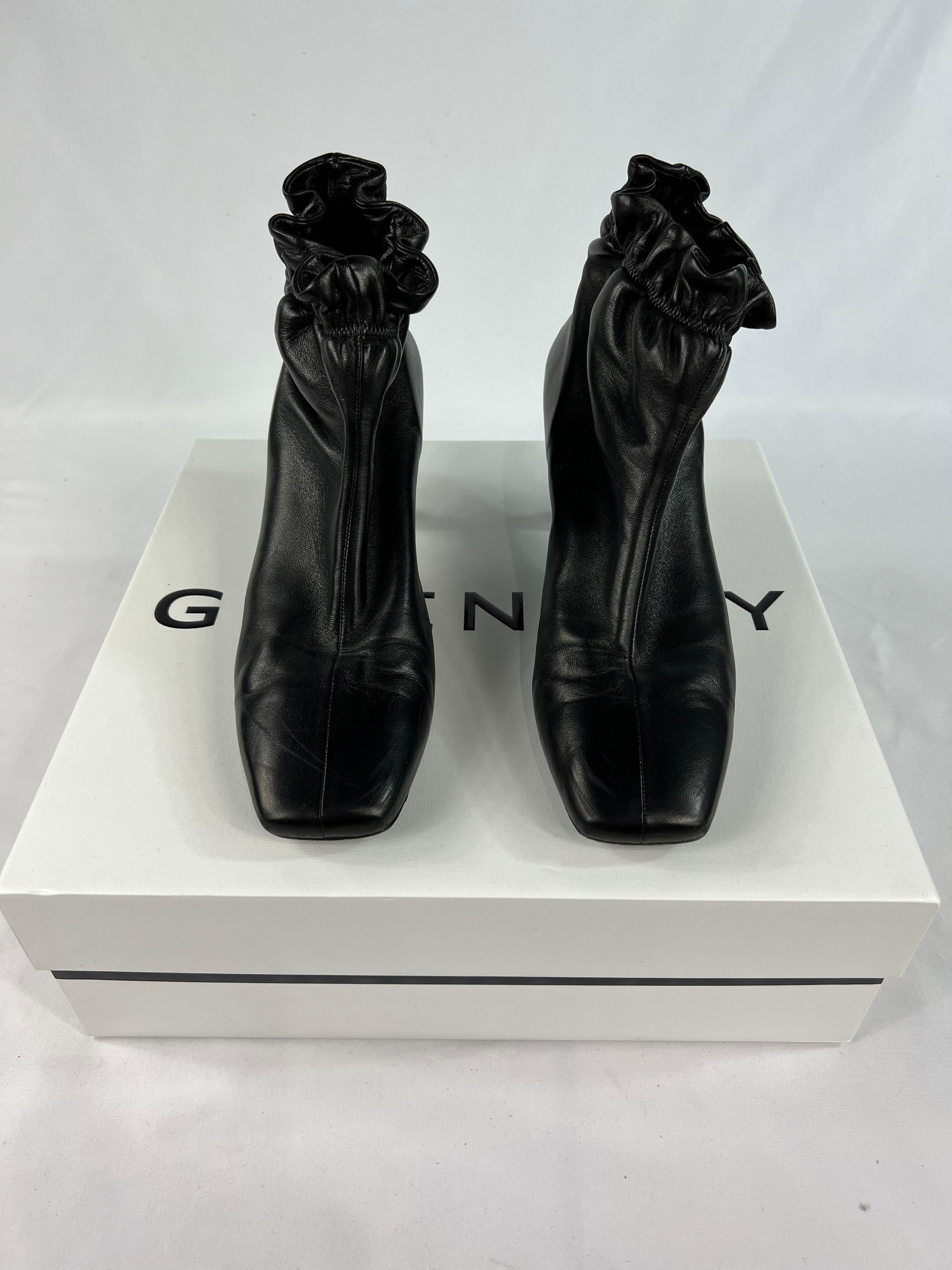Givenchy Black Leather Look Book Ankle Boot, Size 39 1
