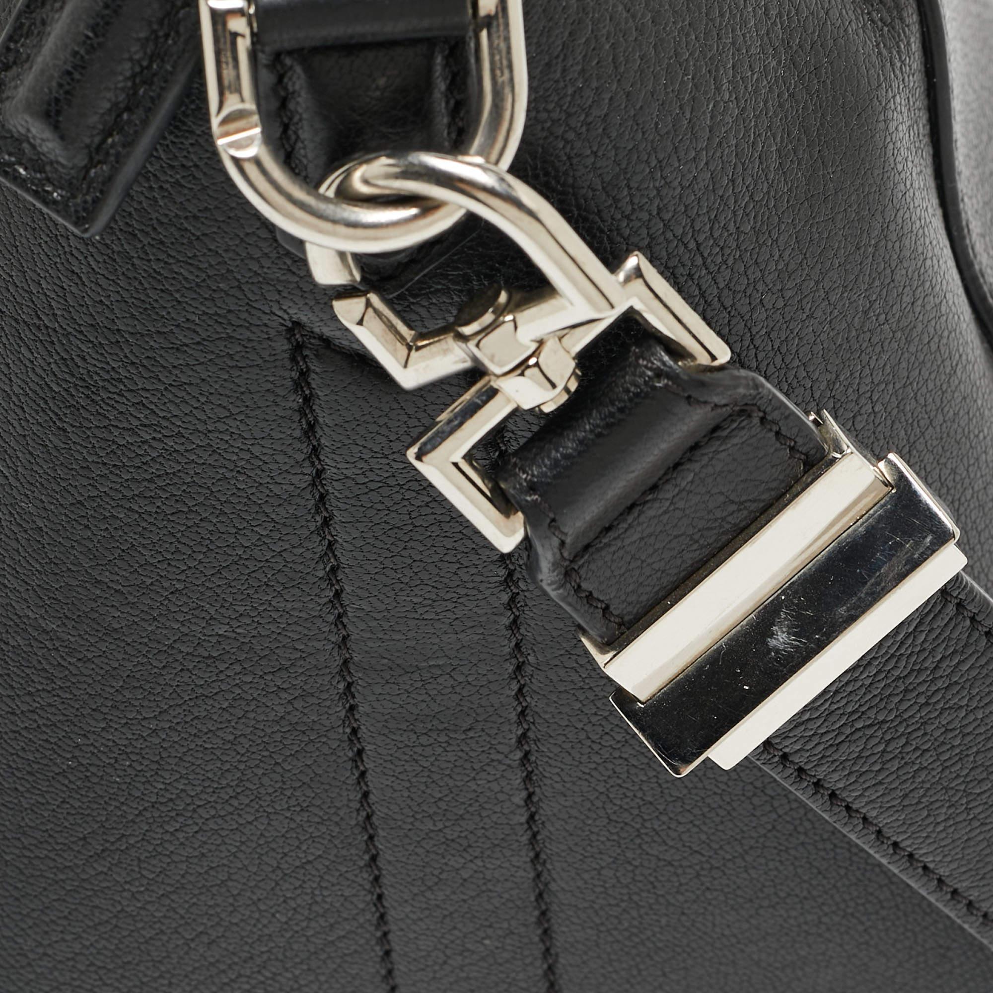 Givenchy Black Leather Medium Antigona Satchel For Sale 9