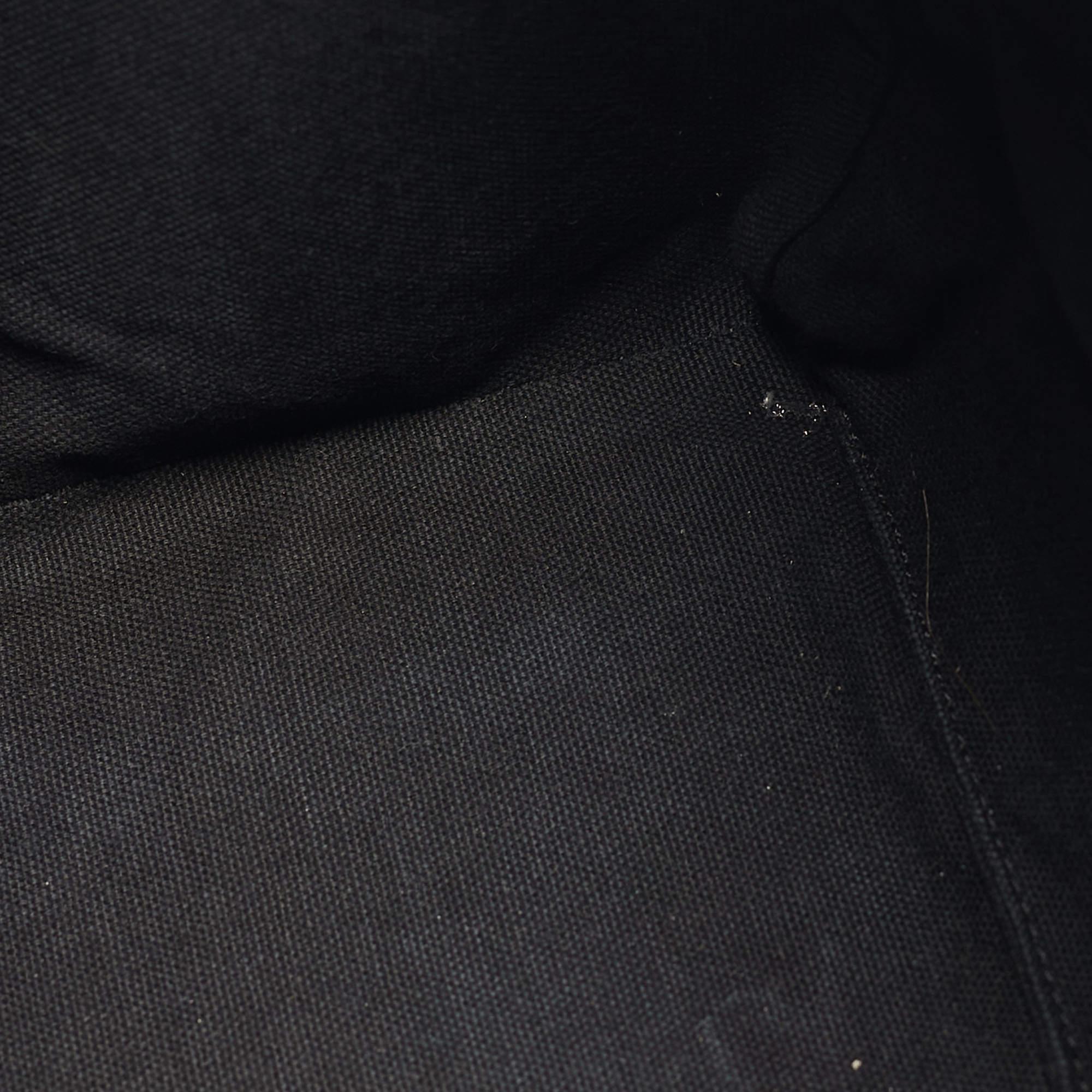 Givenchy - Cartable moyen Antigona en cuir noir en vente 11