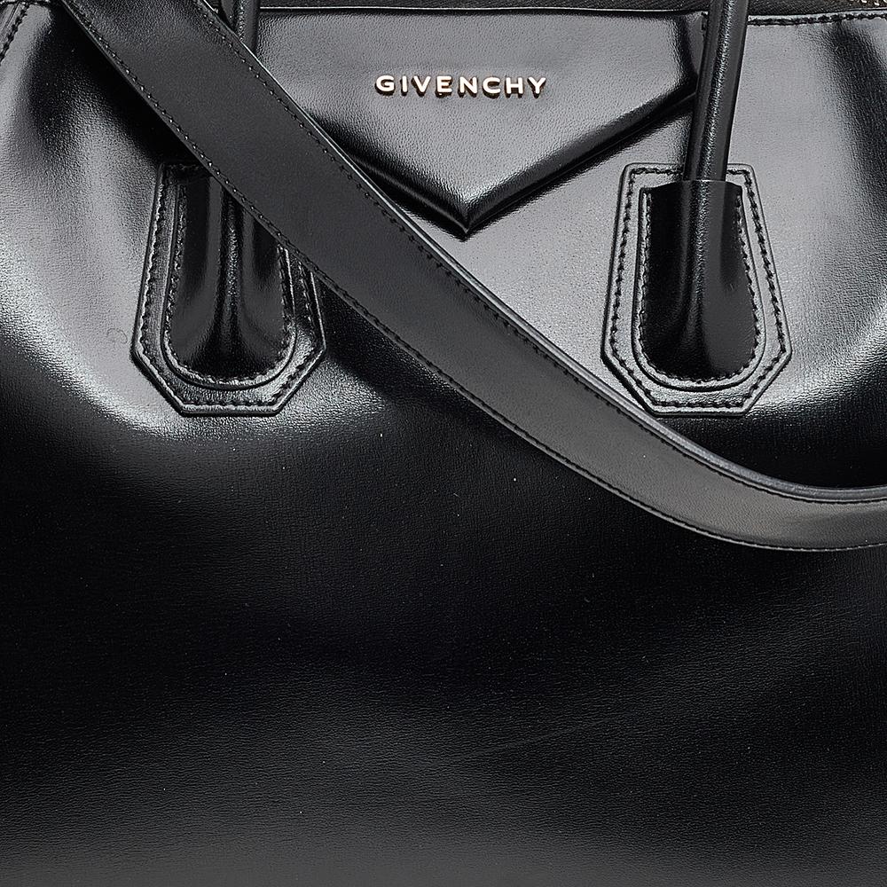 Givenchy Black Leather Medium Antigona Satchel 2
