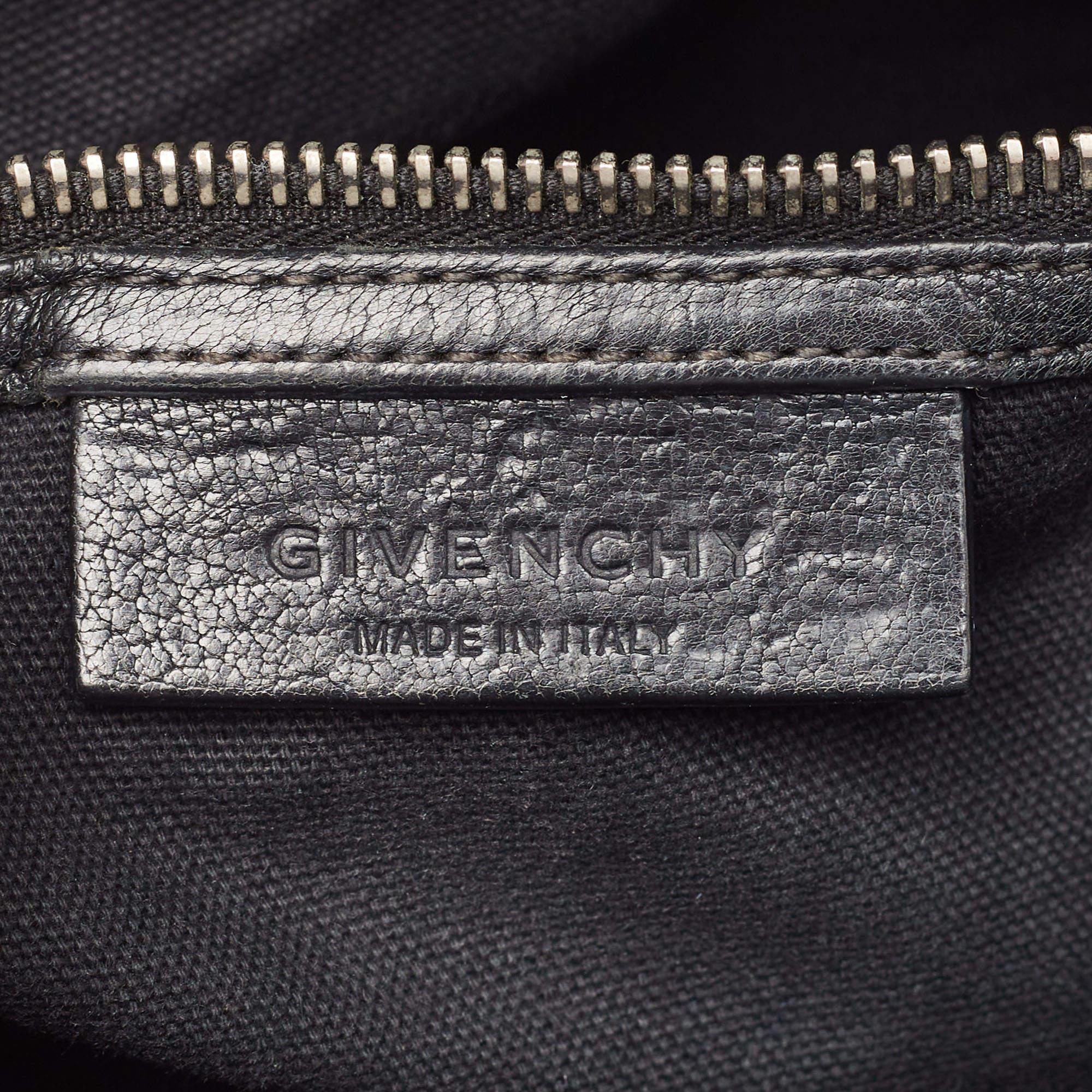 Givenchy Black Leather Mini Antigona Satchel For Sale 3