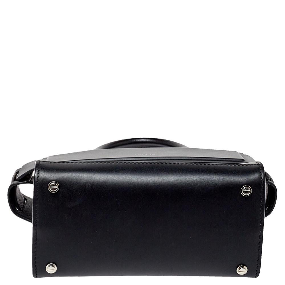 Givenchy Black Leather Mini Horizon Crossbody Bag In Fair Condition In Dubai, Al Qouz 2