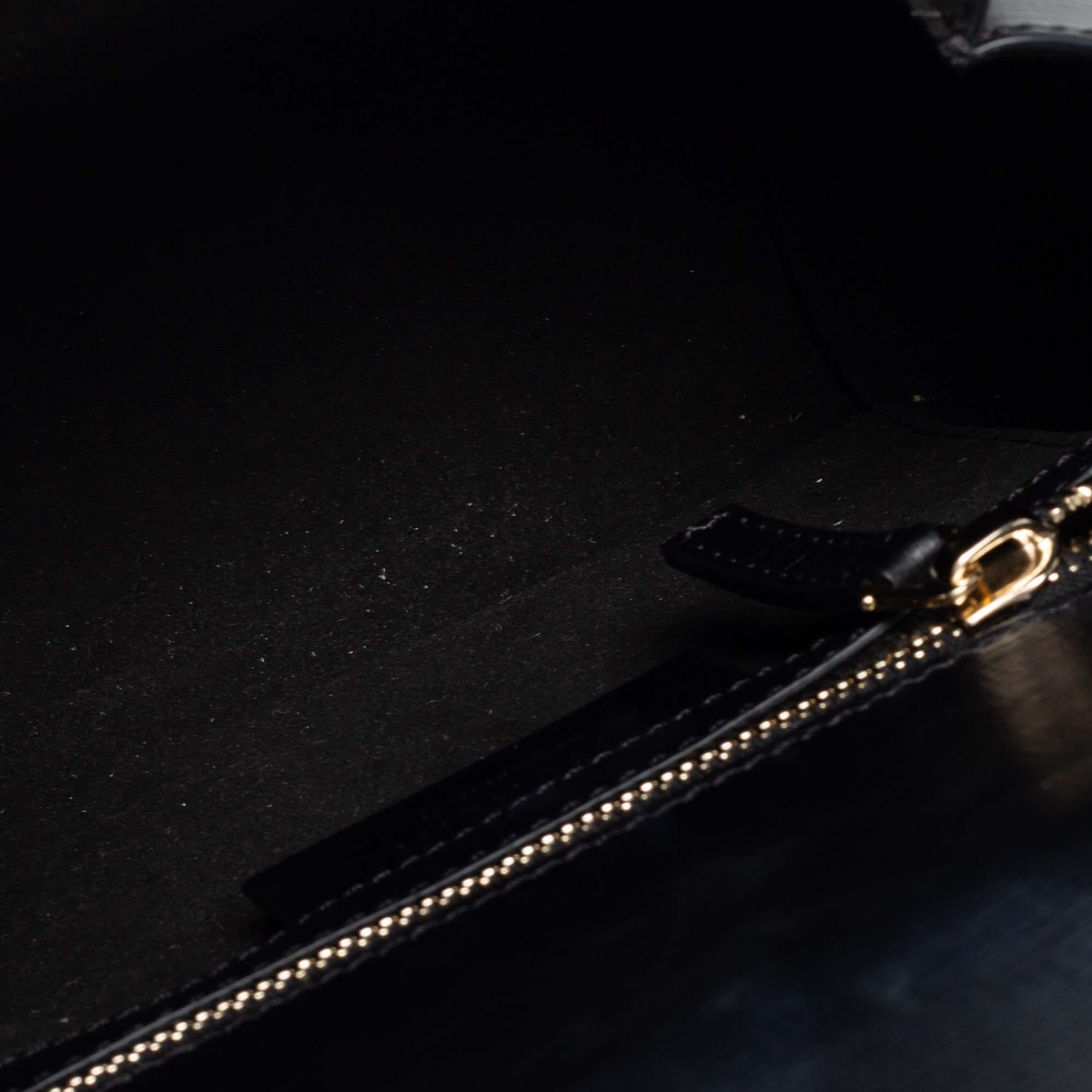 Givenchy Black Leather Mini Pandora Box Crossbody Bag In Good Condition In Dubai, Al Qouz 2