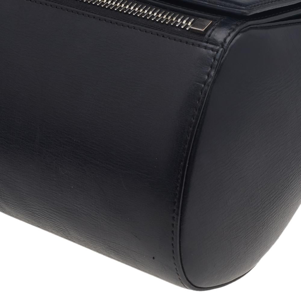 Givenchy Black Leather Pandora Box Medium Shoulder Bag In Good Condition In Dubai, Al Qouz 2