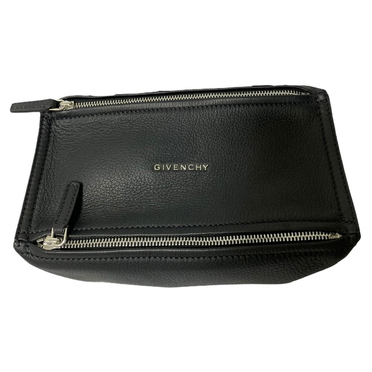 Tænk fremad ærme Sommerhus Givenchy Black Leather Pandora Shoulder Bag For Sale at 1stDibs