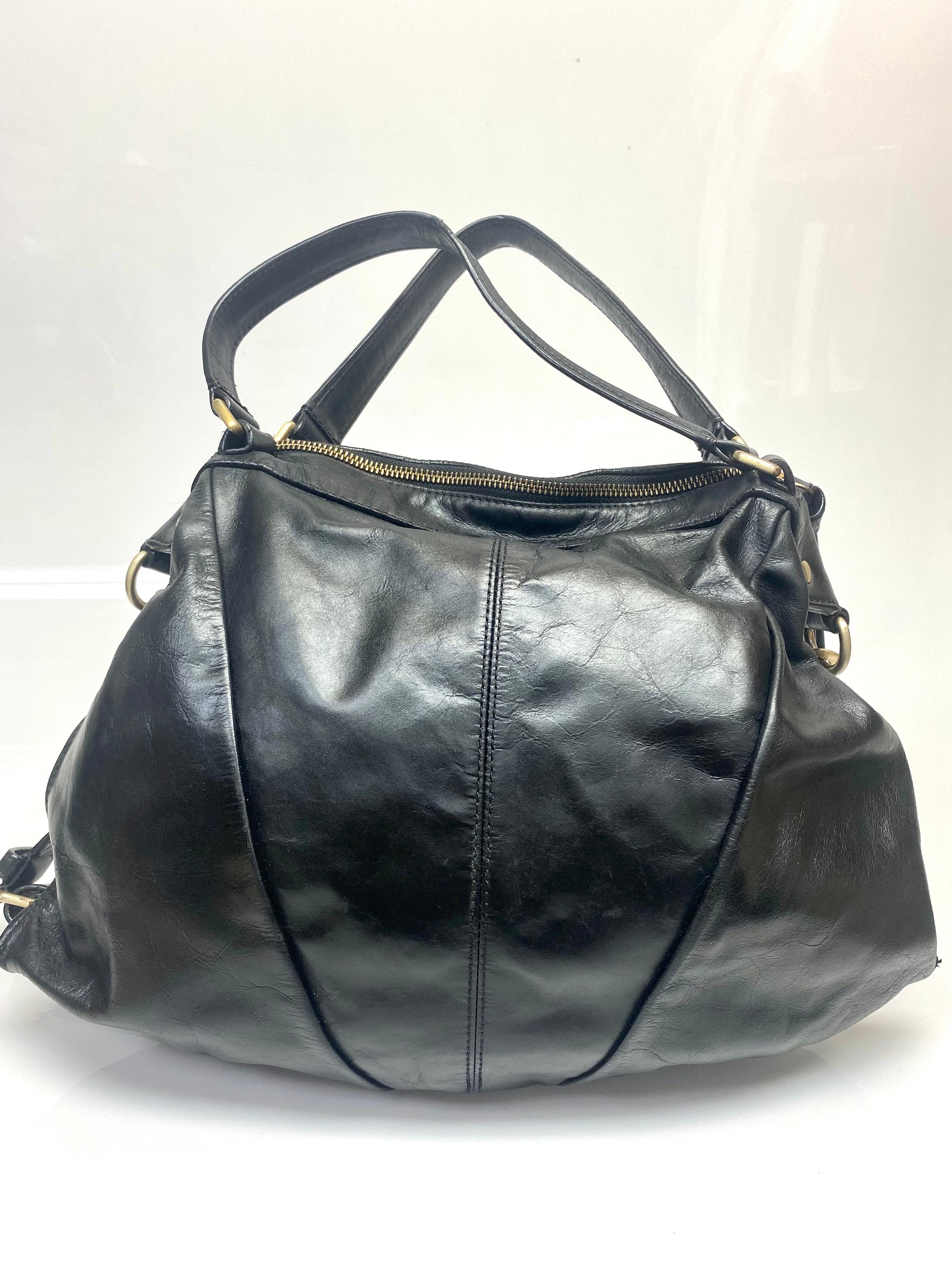Givenchy Black Leather Shoulder Handbag-GHW For Sale 1