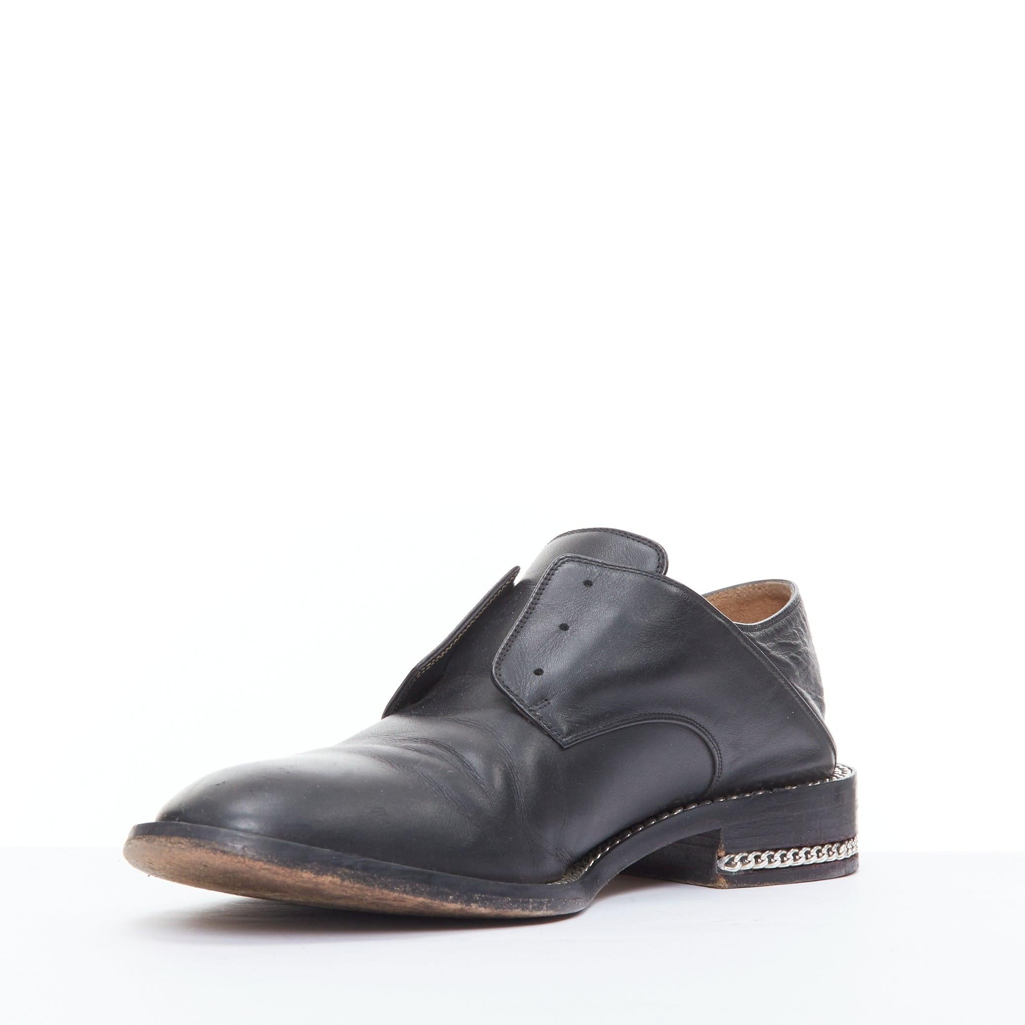 GIVENCHY Schwarzes Leder Silber Kette Blockabsatz Brogue Schuhe im Zustand „Relativ gut“ im Angebot in Hong Kong, NT