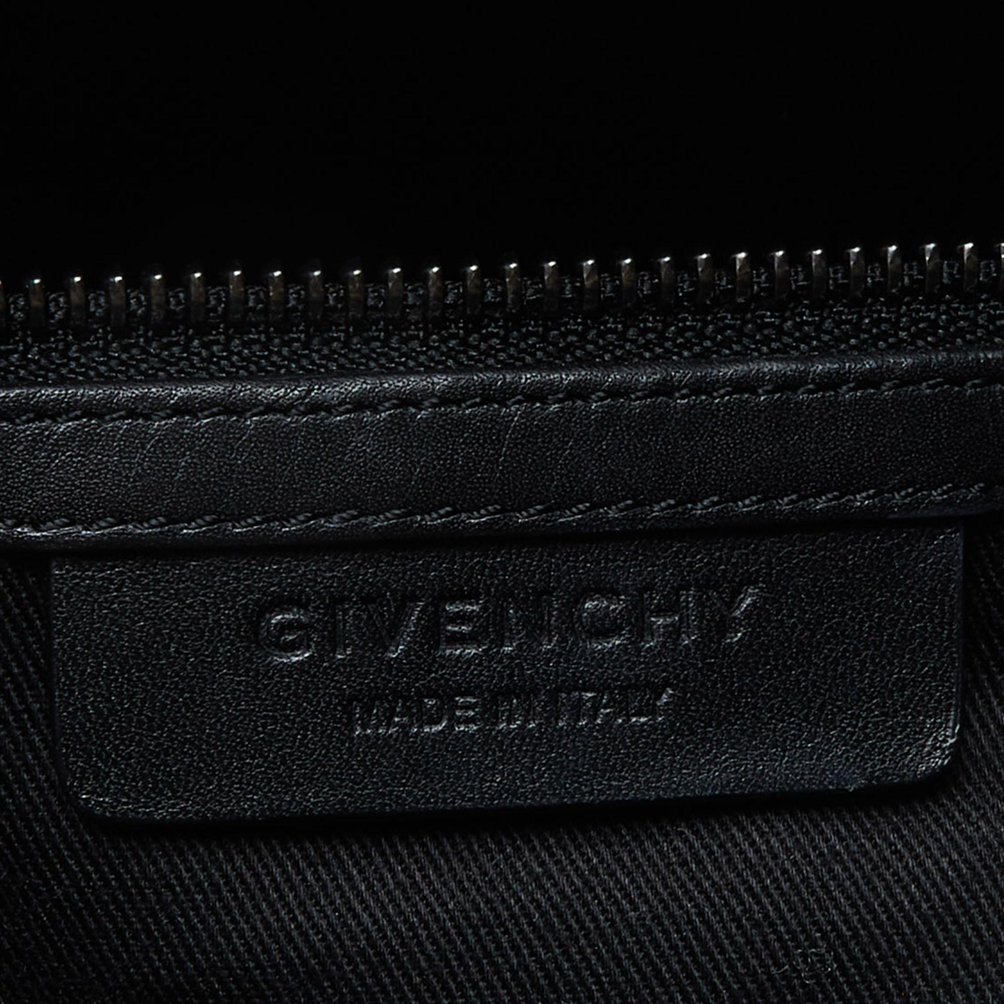 Women's Givenchy Black Leather Small Antigona Satchel For Sale