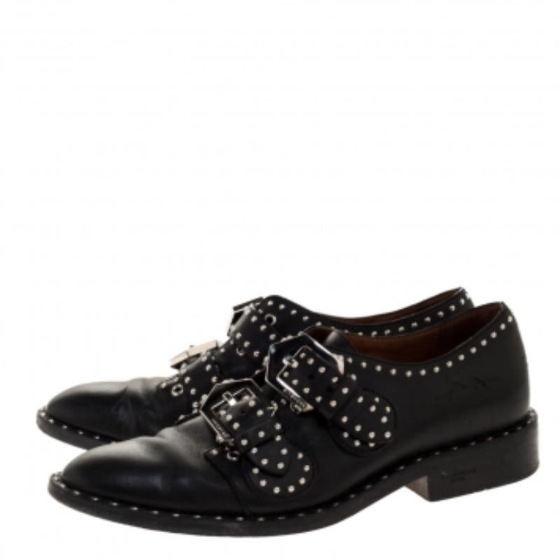 Givenchy Schwarze Nieten-Doppel-Monk-Flats aus Leder Größe 36 im Angebot 3