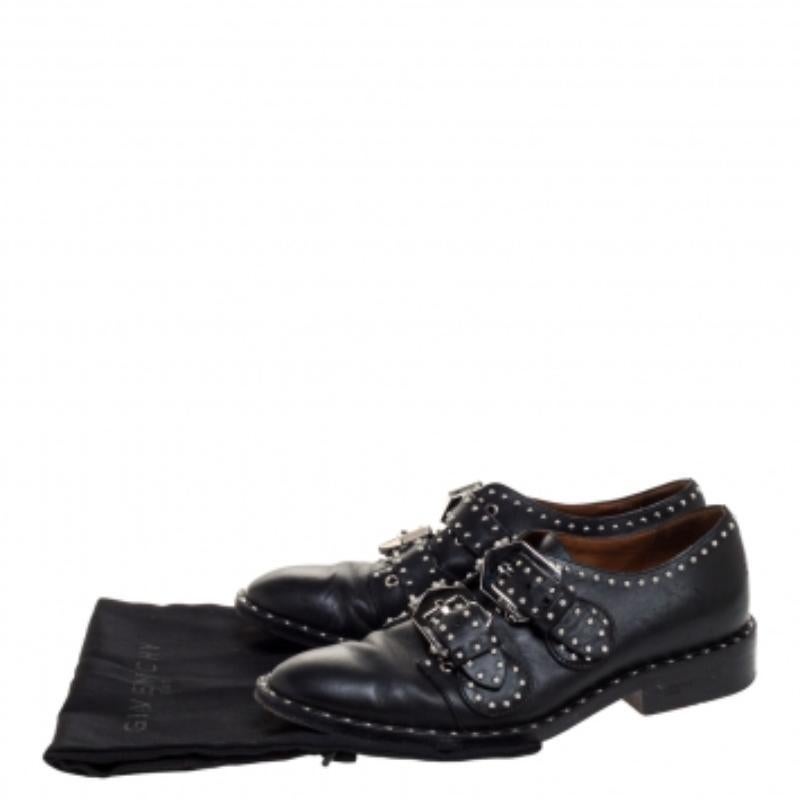 Givenchy Schwarze Nieten-Doppel-Monk-Flats aus Leder Größe 36 im Angebot 4
