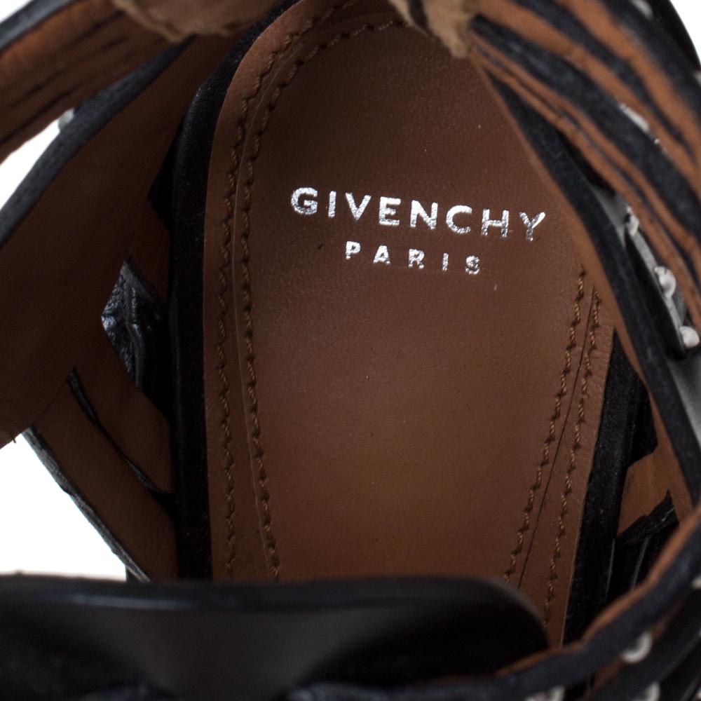 Givenchy Black Leather Studded Gladiator Sandals Size 37 In New Condition In Dubai, Al Qouz 2