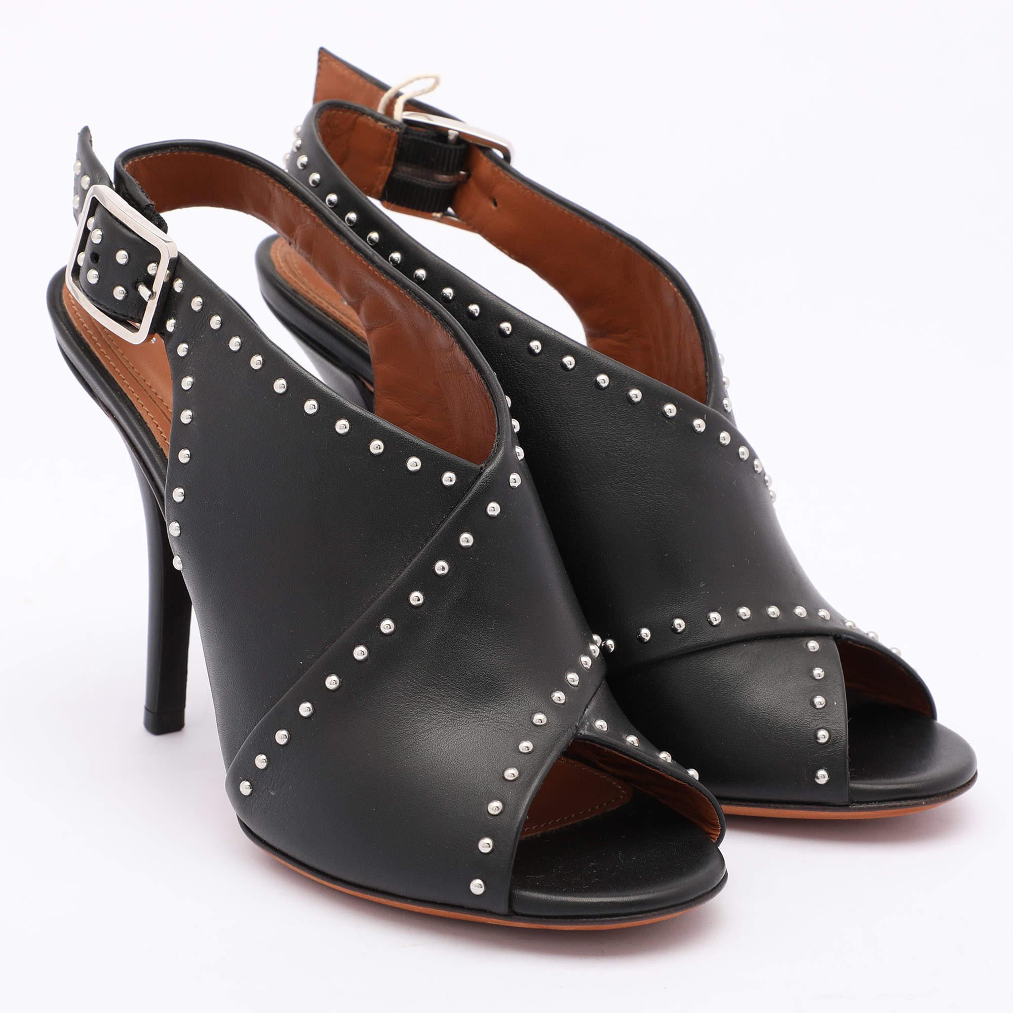 Women's Givenchy Black Leather Studded Peep Toe Slingback Sandals Size 35.5 For Sale