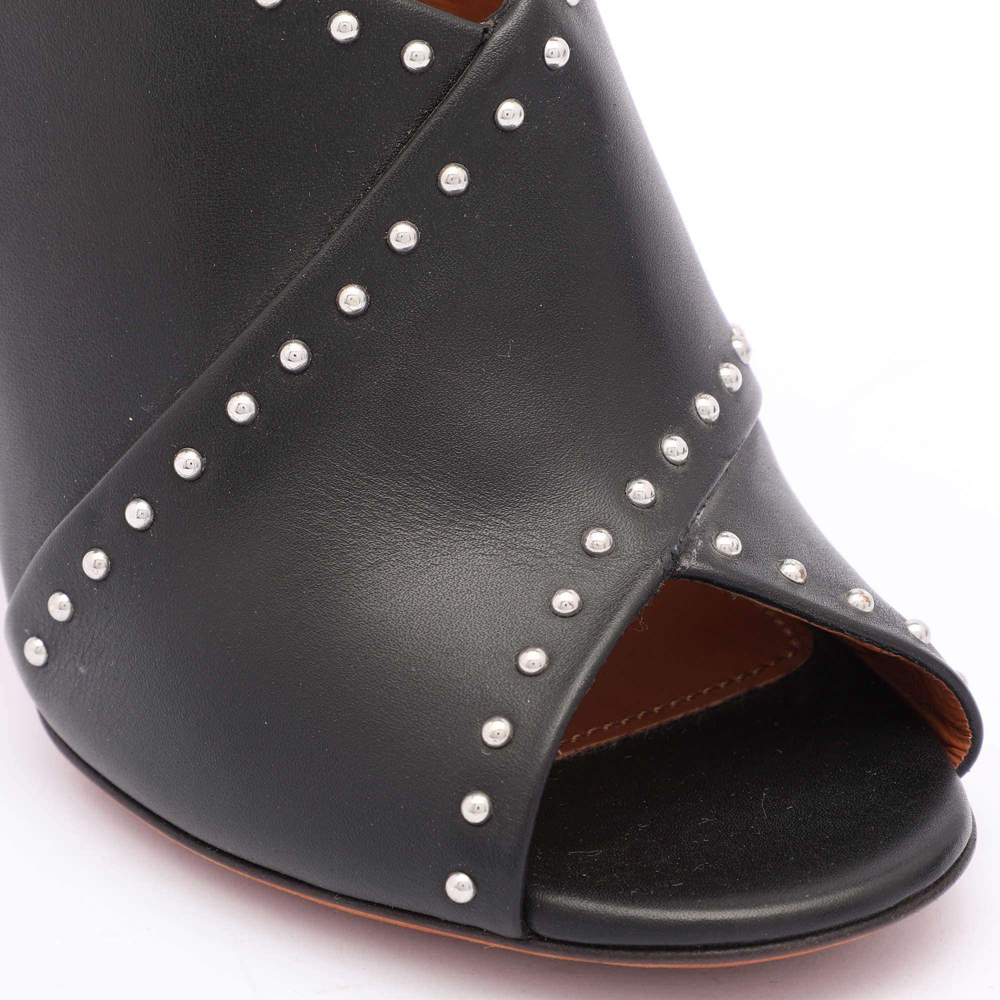 Givenchy Black Leather Studded Peep Toe Slingback Sandals Size 35.5 For Sale 3