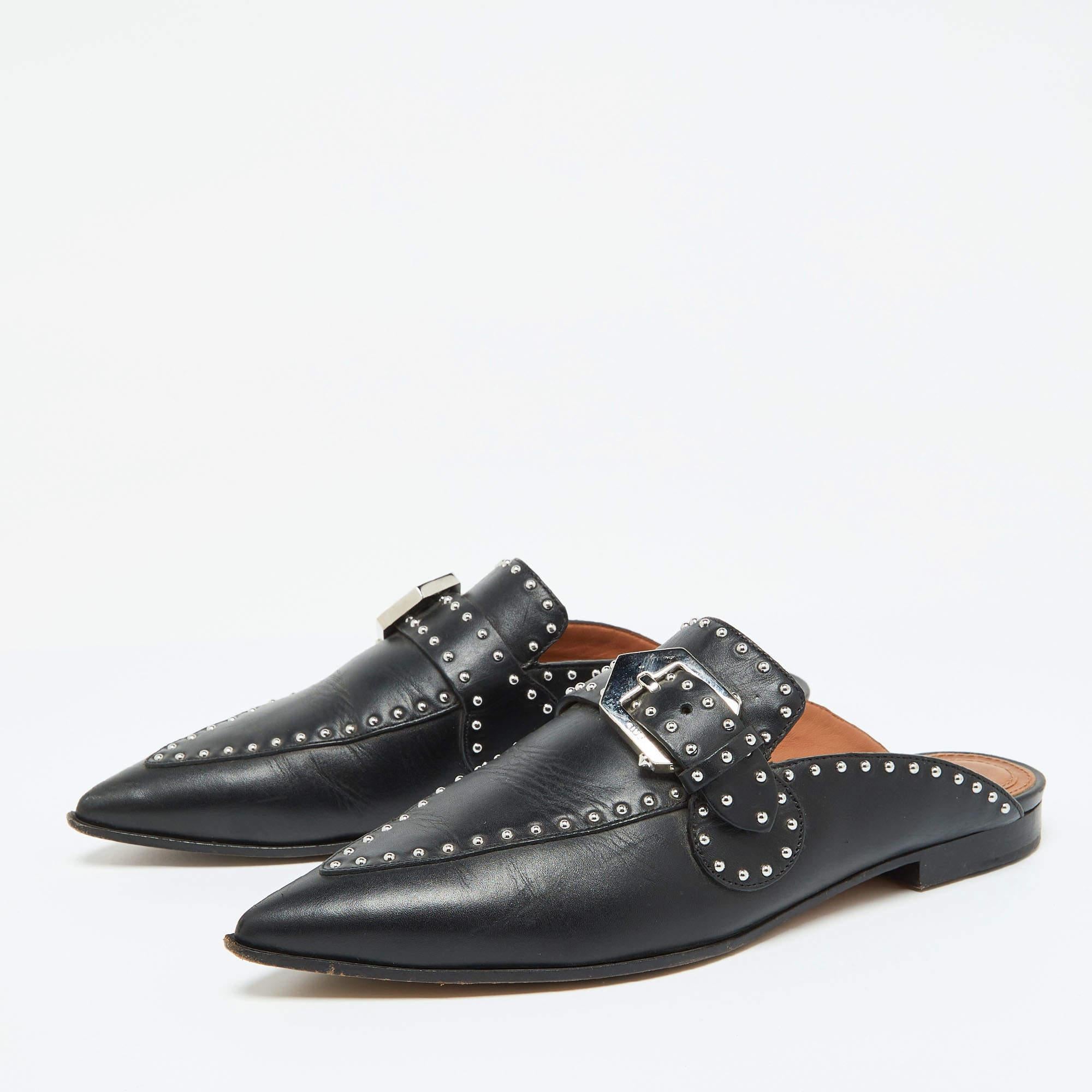 Elevate your look without compromising on comfort when you slip into these mules. Made from the finest material the mules are perfect for any occasion and will leave you feeling confident each time you slip them on.