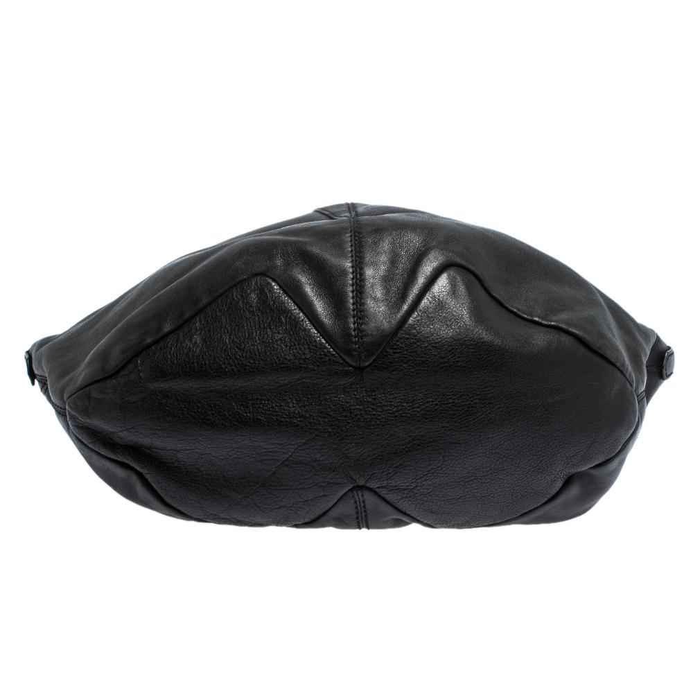 Givenchy Tihan Hobo aus schwarzem Leder Damen