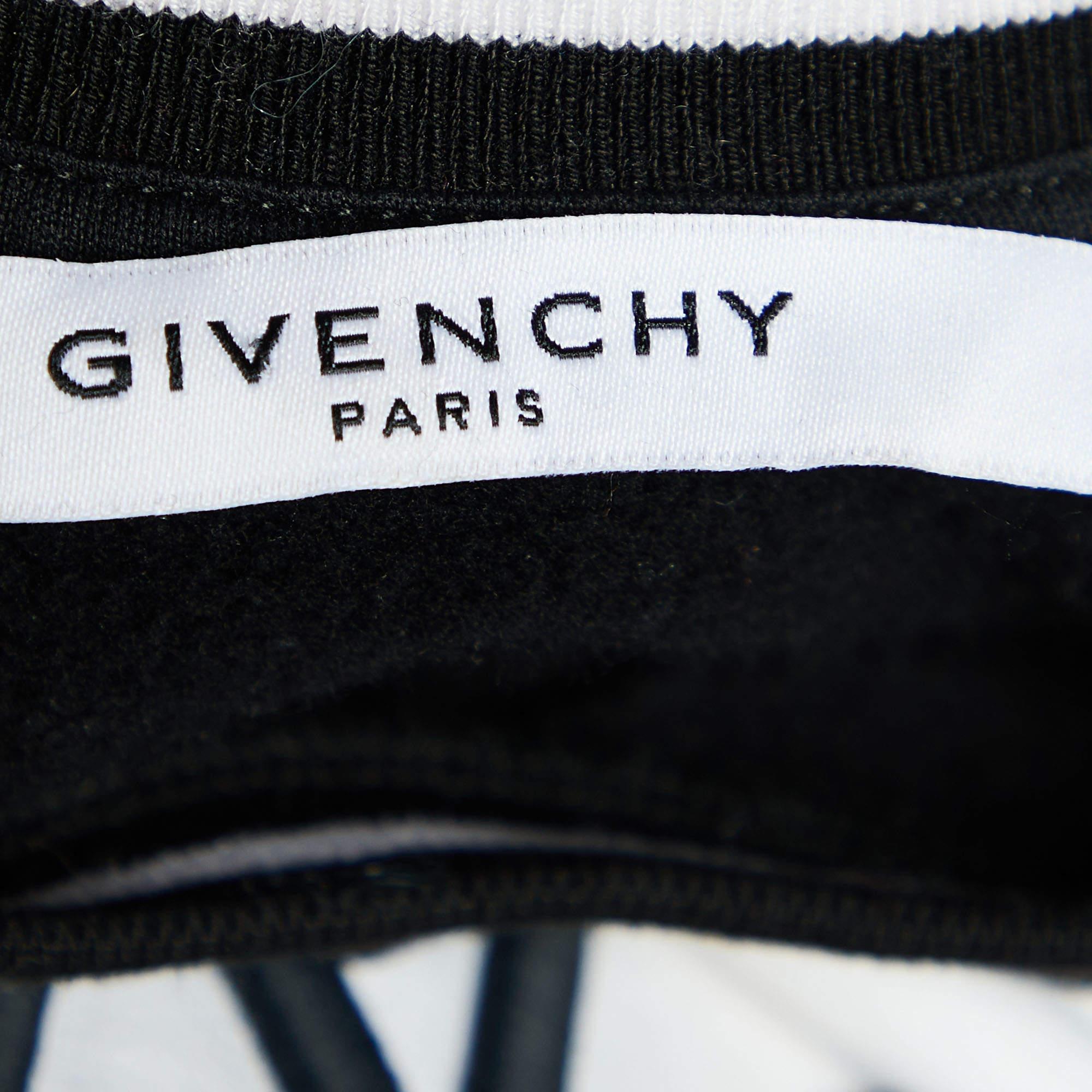 Givenchy Black Logo Embroidered Cotton Knit Sweatshirt XL In Good Condition In Dubai, Al Qouz 2