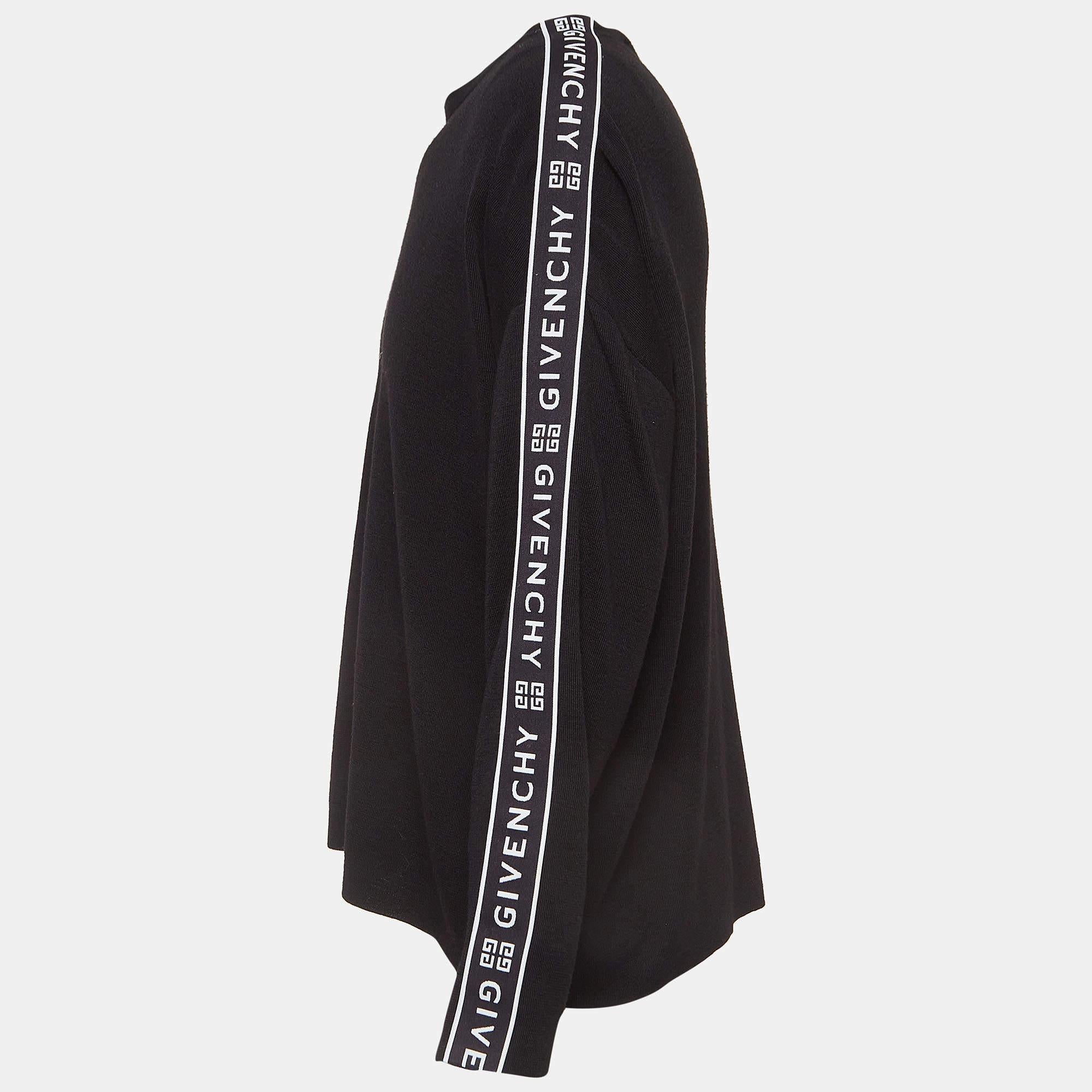 Givenchy Black Logo Tape Trim Wool Knit Crew Neck Sweatshirt L In Good Condition For Sale In Dubai, Al Qouz 2